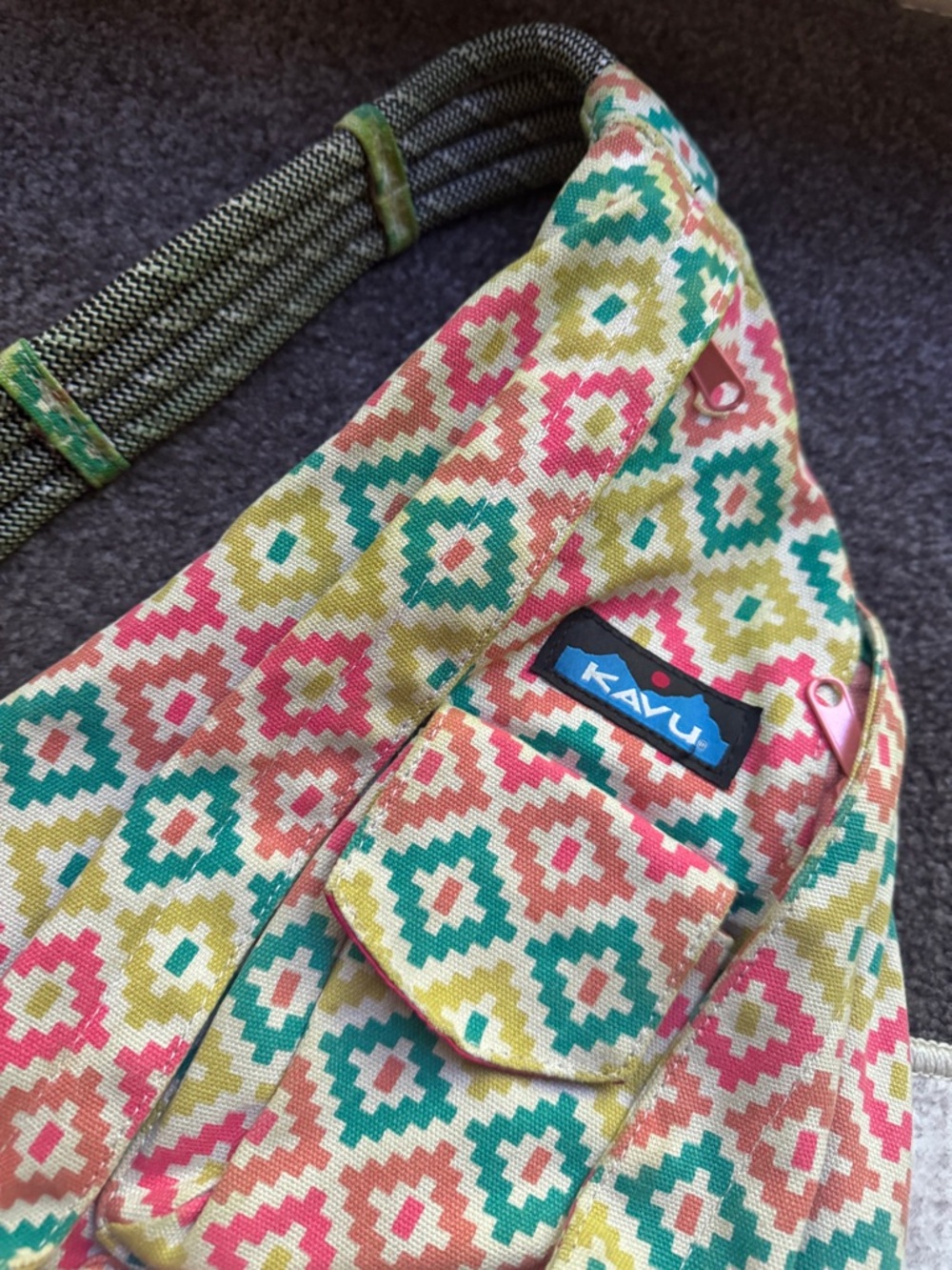 KAVU Multicolor Geometric Rope Sling Bag - Picture 2 of 5